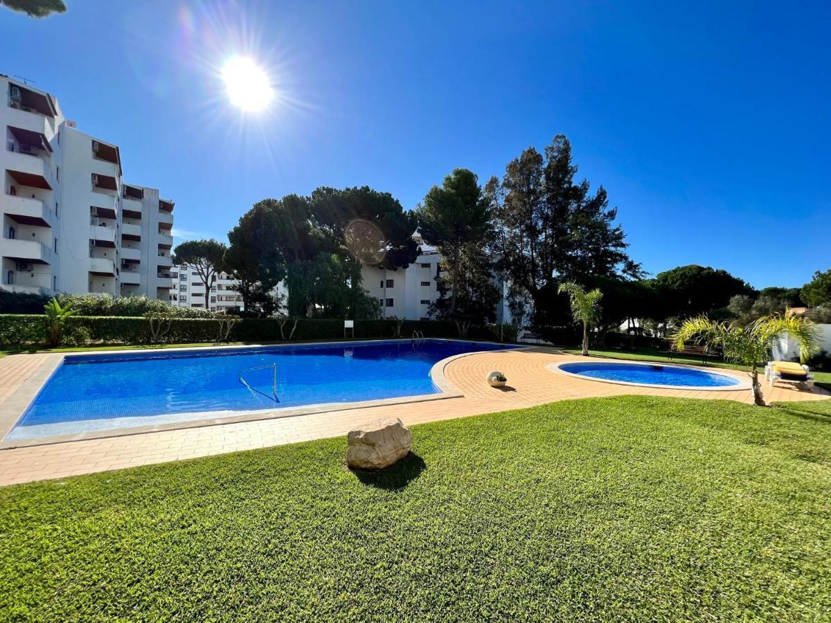 Vilamoura - Spacious With Swimming Pool & View Eksteriør billede